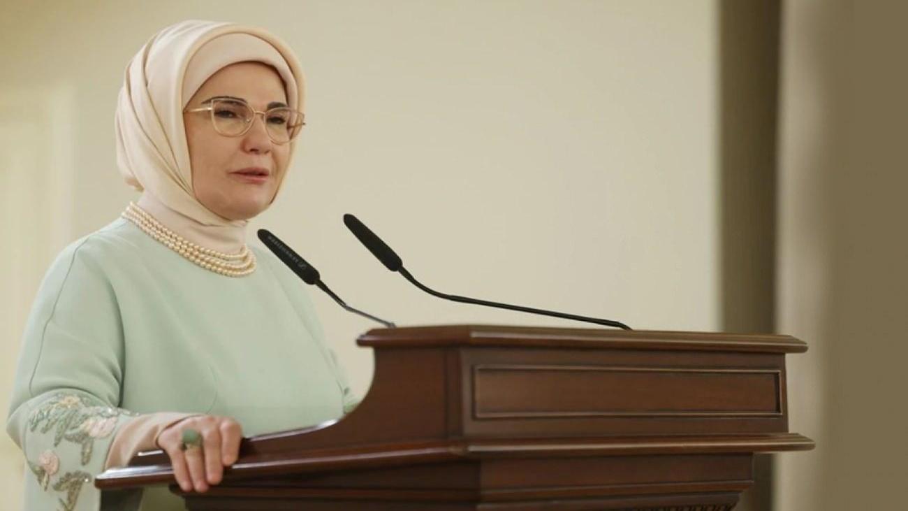 Emine Erdoğan Ak Parti’nin 23. yılına özel mesaj yayımladı!