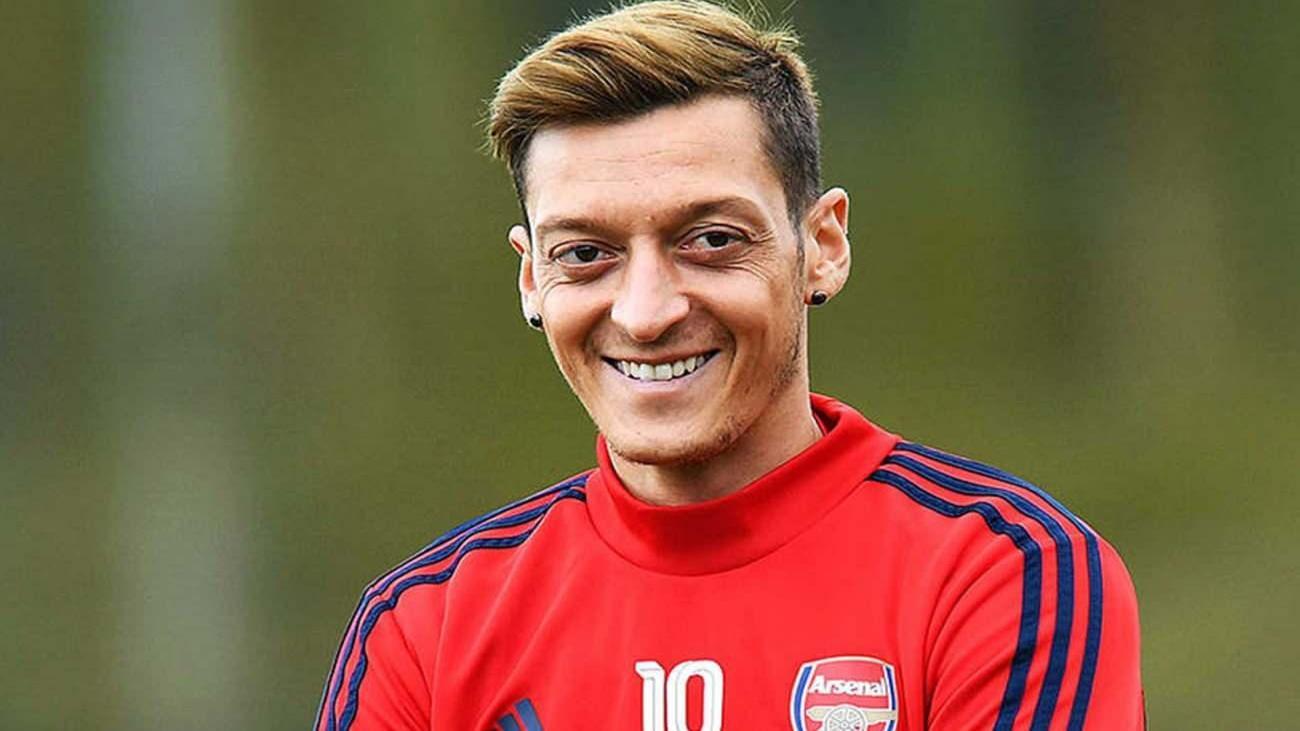 Mesut Özil’den yeni proje! İstanbul’da imza atmaya hazırlanıyor