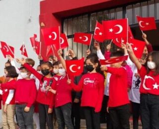 29 Ekim Cumhuriyet Bayramı şiirleri! İlkokul ve ortaokul Cumhuriyet bayramı şiir örnekleri