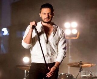 İlyas Yalçıntaş konserde kendi şarkısını karıştırdı! Kandıralı Ferdi yorumu gündem oldu