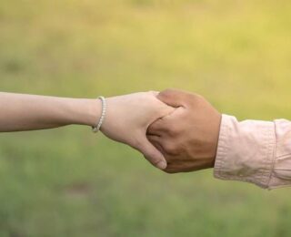 Türk halkının güven sıralaması belli oldu: Erkekler en çok eşine kadınlar babasına güveniyor!