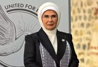 Emine Erdoğan:”Filistin İçin Tek Yürek Zirvesi’nde barışa ulaşmak için karanlıkla savaşa devam”