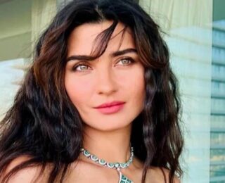 Gözlerden uzak büyütüyordu! Tuba Büyüküstün kızlarıyla eğlenceli anlarını böyle paylaştı