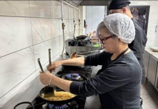 Güney Koreli ‘Kim’ Tekirdağ’da restoran açtı: Herkes ona anne diyor!