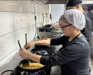 Güney Koreli ‘Kim’ Tekirdağ’da restoran açtı: Herkes ona anne diyor!