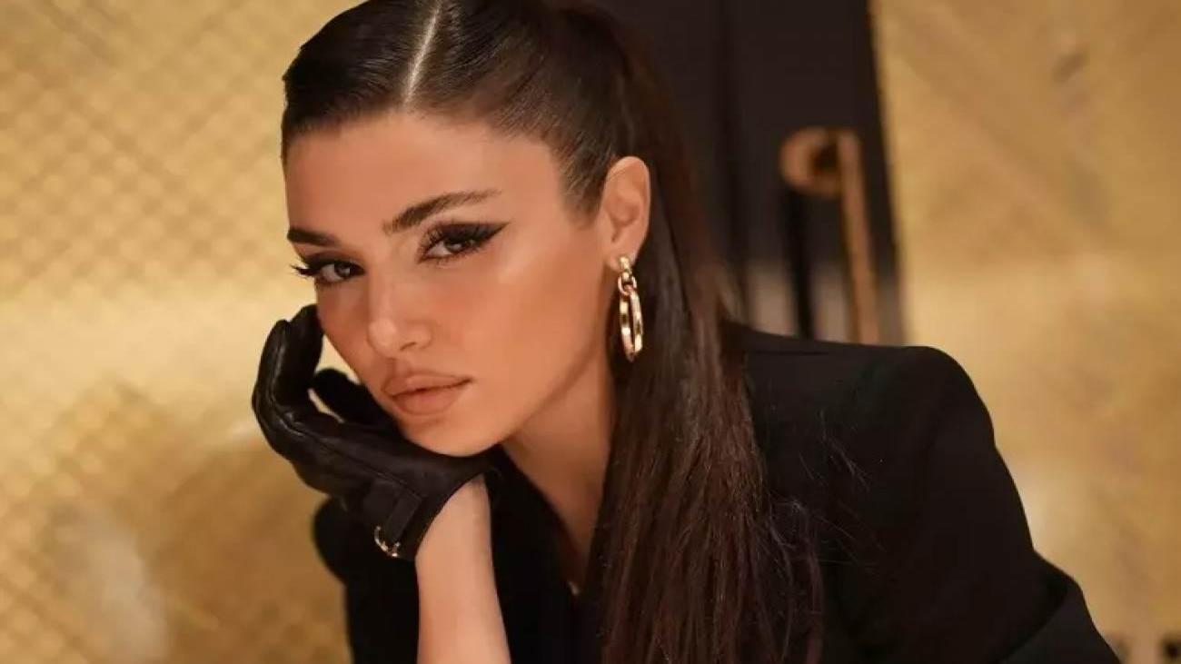 Hande Erçel’in ödül konuşması olay oldu! “Hakkımda söylenen bu kadar şeye rağmen…”