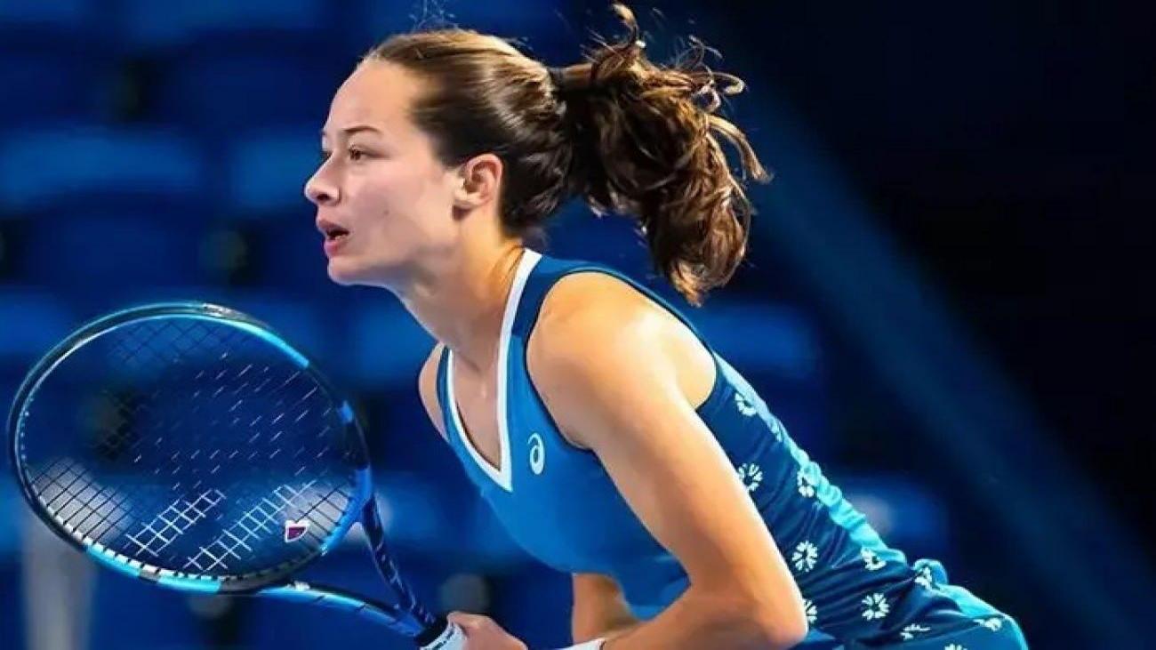 Zeynep Sönmez’den tarihi zafer! Kadınlar Tenis Turnuvası’nda şampiyon oldu!