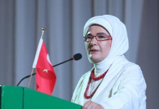 Emine Erdoğan’ın Dünya İnsan Hakları Günü mesajı: “Umudu birlikte büyütelim”