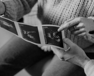 Gebelikte en çok merak edilen konu: Kız bebek belirtileri