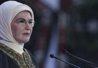 Emine Erdoğan’dan Gazze paylaşımı: Ateşkes kararı verilen mücadelenin bir nefes aralığıdır