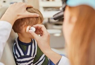 Ateşi aniden yükseldi! 5 yaşındaki çocuk kulağına soktuğu şeyle şaşkına çevirdi