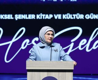 Emine Erdoğan 2. Şule Yüksel Şenler Kitap ve Kültür Günleri Programı’nda konuşma yaptı