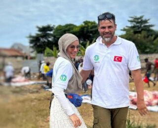 Gamze Özçelik eşiyle paylaşım yaptı! Sosyal medya yıkıldı