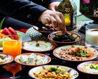 Ramazanda sağlıklı beslenmenin ipuçları!Ramazanda kilo almak istemiyorsanız bunlara dikkat edin