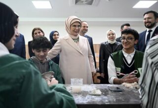 Emine Erdoğan’dan bağımlılığa karşı uyarı: Neslimizi korumalıyız