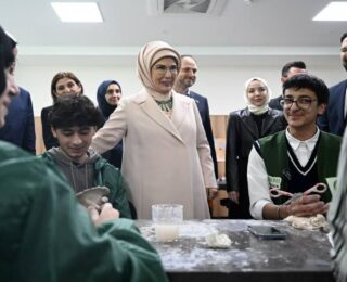 Emine Erdoğan’dan bağımlılığa karşı uyarı: Neslimizi korumalıyız